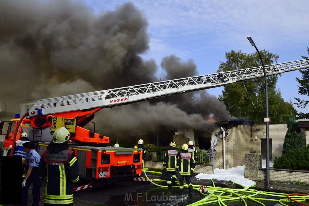 Feuer 2 Y Explo Koeln Hoehenhaus Scheuerhofstr P0107.JPG - Miklos Laubert